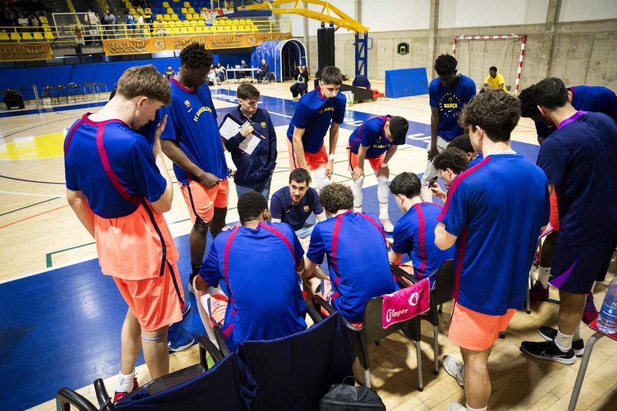 El Barça de Ávaro Salinas sigue sumando victorias en la Liga U22