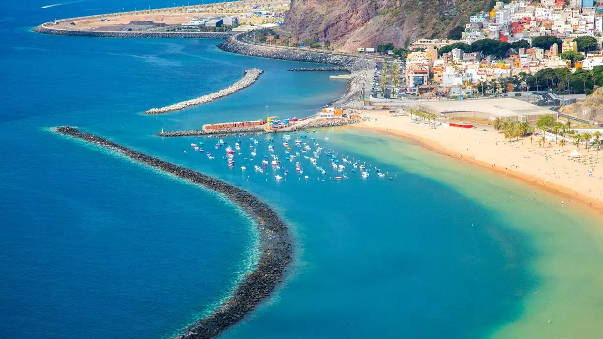 Tenerife, 'una isla y otra isla'