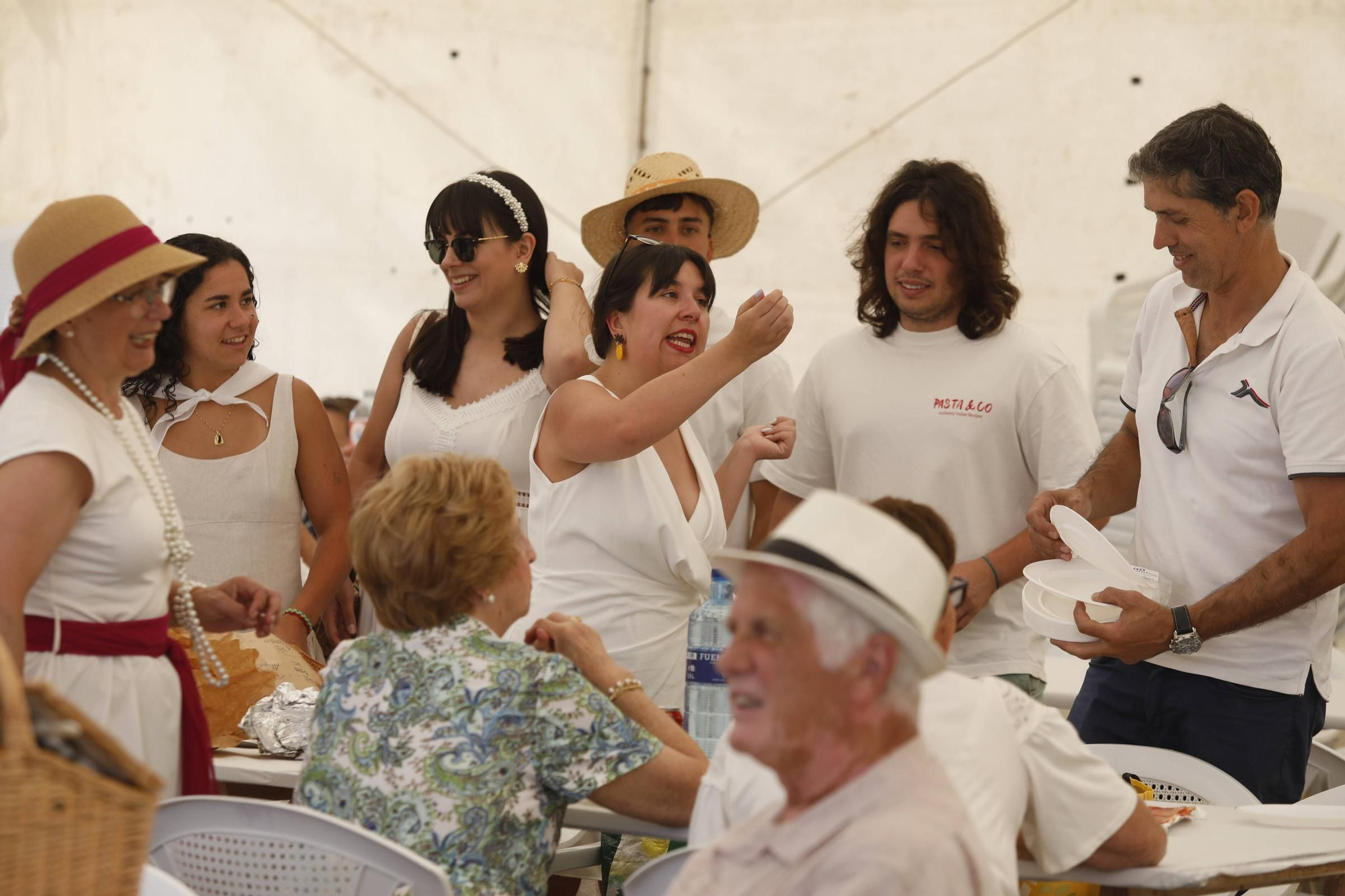EN IMÁGENES | Popular comida de indianos en Trasona