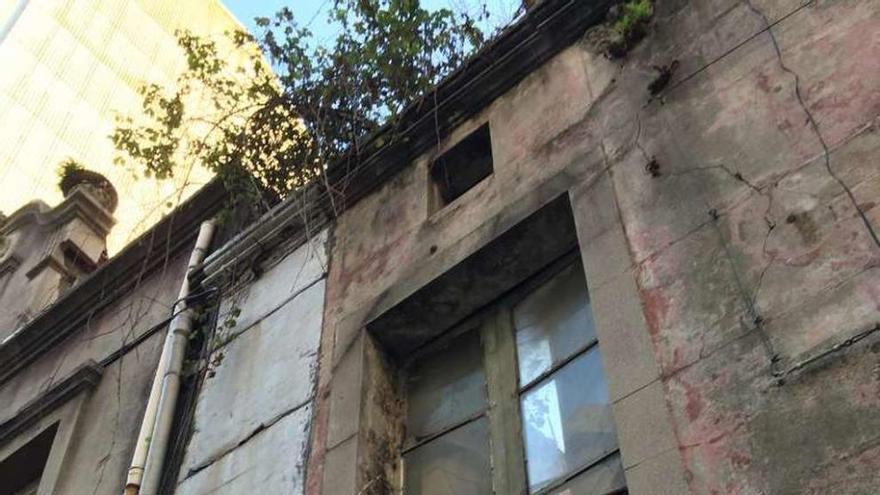 Edificio en ruinas de la calle Buenavista.