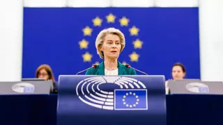 Moción de censura en el Parlamento Europeo: Von der Leyen, obligada a elegir su mayoría