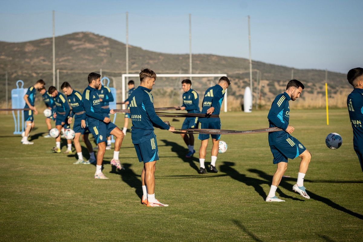 Dani Gómez y Sebas Moyano, en uno de los ejercicios.