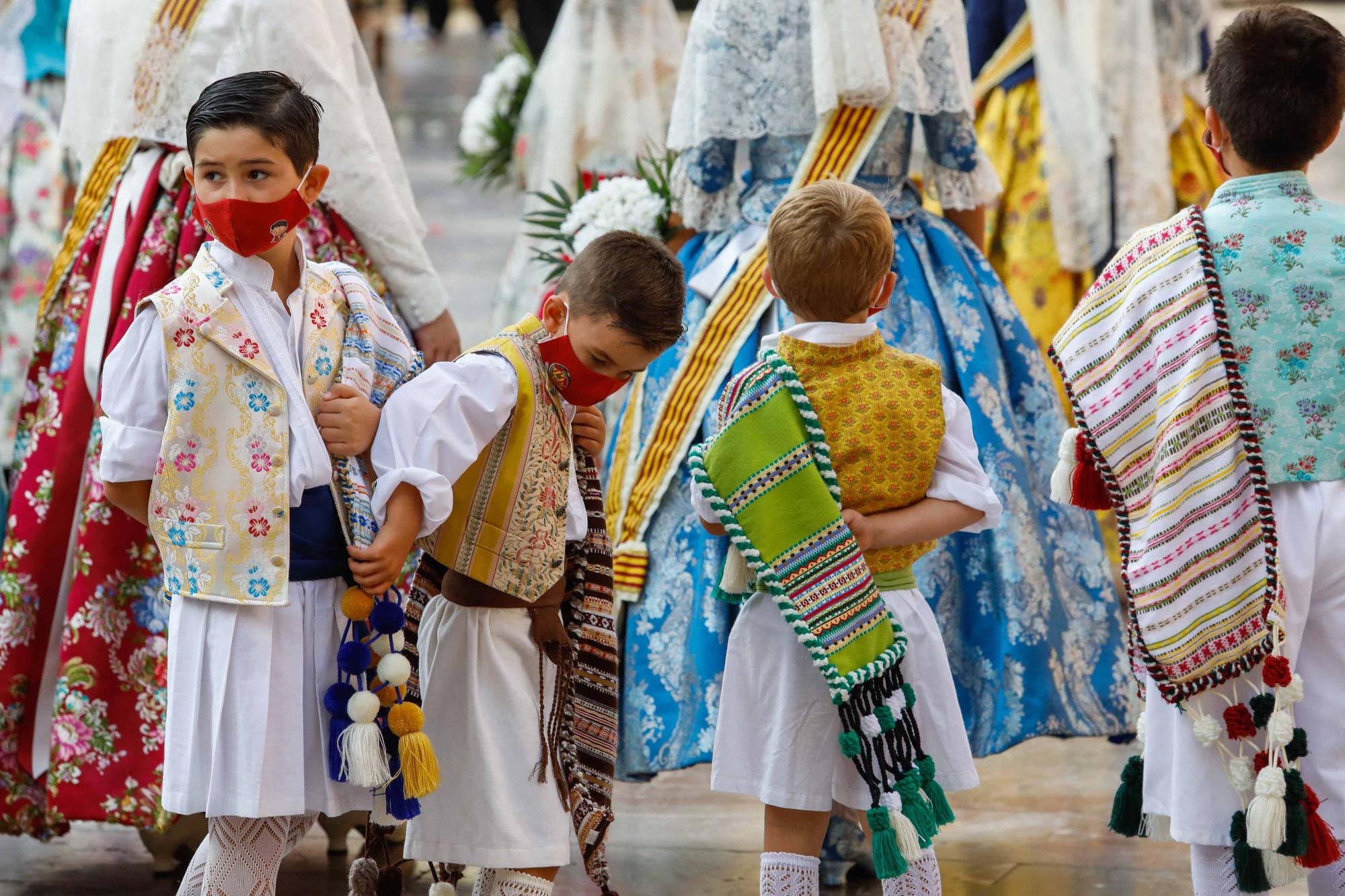 Búscate en el primer día de la ofrenda por las calles del Mar y Avellanas entre las 18:00 y las 19:00 horas