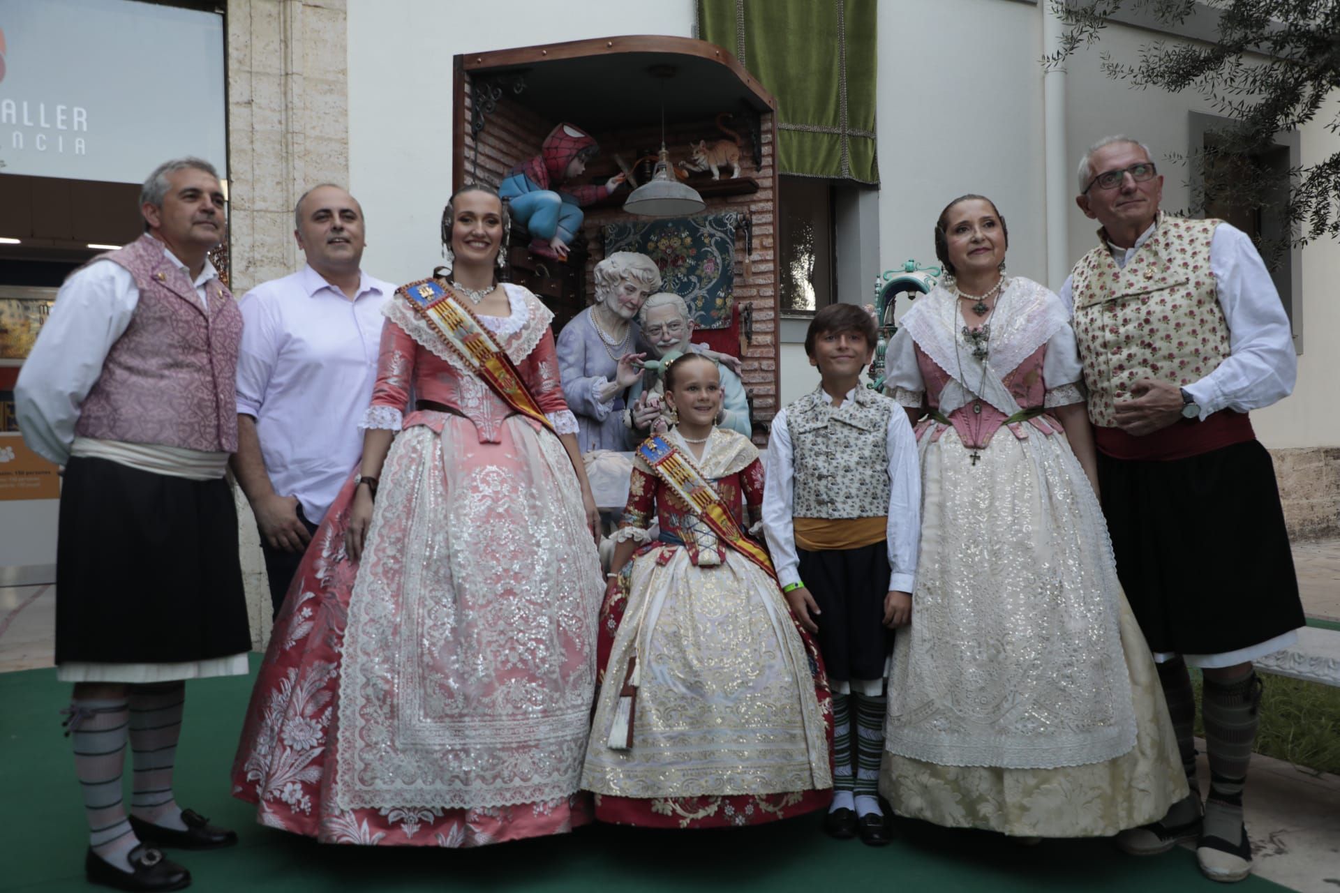 Así ha sido la entrega de los ninots indultats y el retrato de la fallera mayor al Museu Faller