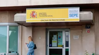 Adiós al subsidio mensual para mayores de 52 años que están en esta lista: 570 euros