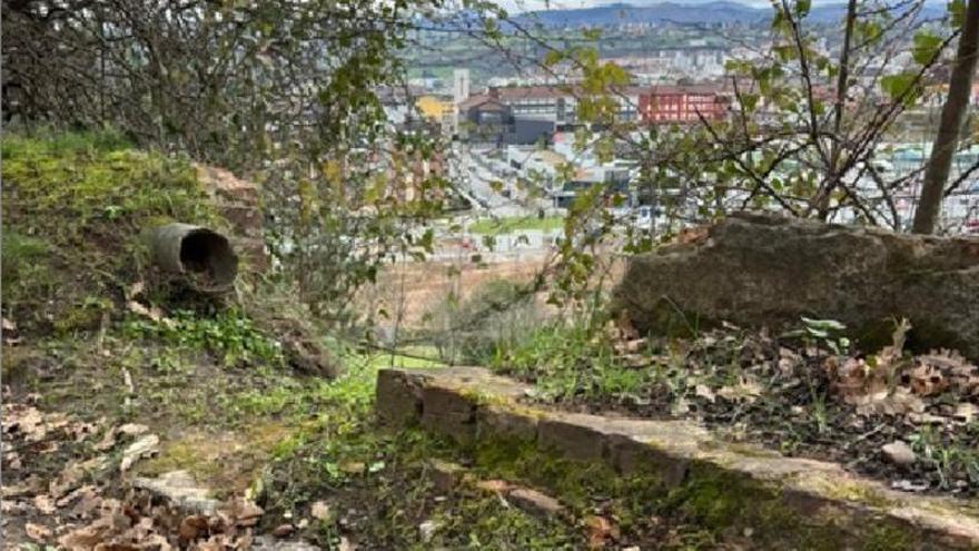 El PSOE pide recuperar la historia de la antigua traída de agua y del tren minero en la Pista Filandesa de Oviedo