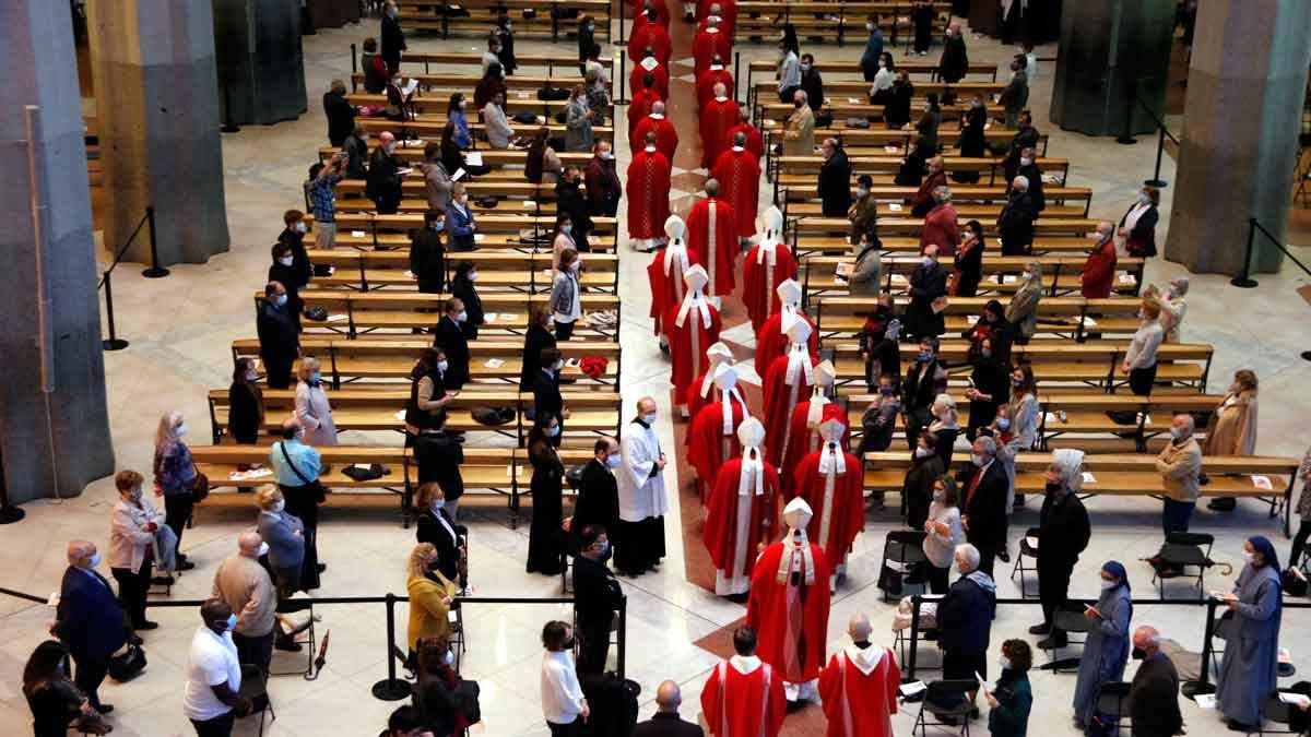 600 personas se reúnen en la Sagrada Família para la beatificación de Joan Roig Diggle