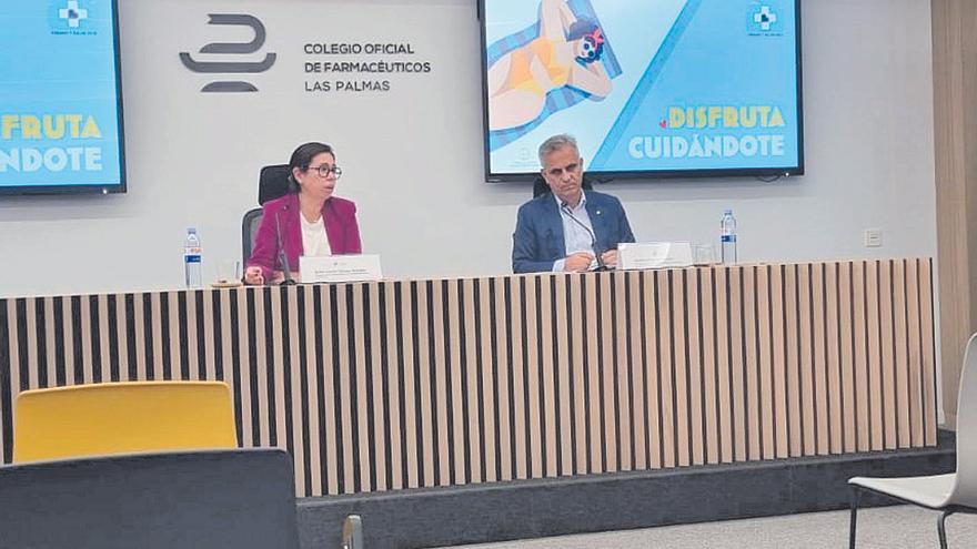 Los Colegios de Farmacéuticos de Gran Canaria y Tenerife advierten sobre los peligros de la exposición solar prolongada