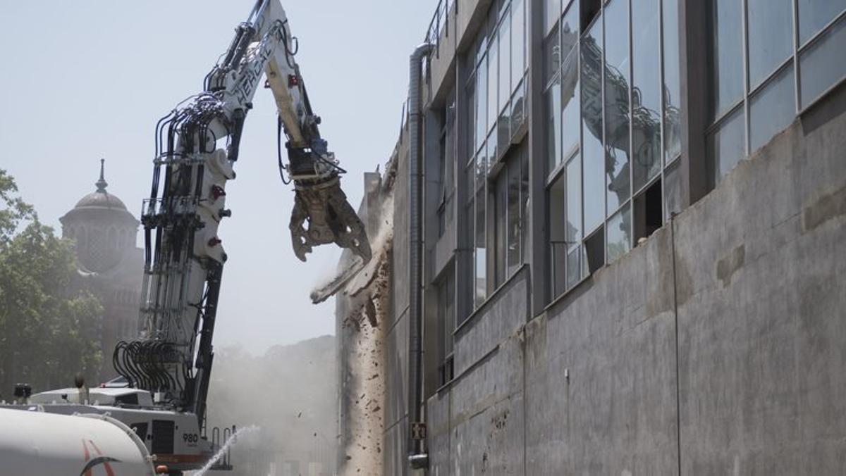 Comença la transformació del recinte firal de Montjuïc