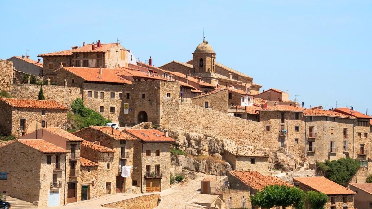Es uno de los pueblos más bonitos de Teruel y de toda España.