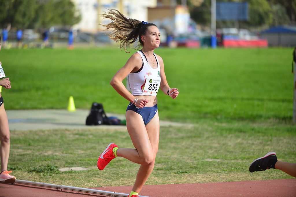 Pruebas de atletismo nacional en la pista de atletismo de Cartagena este domingo