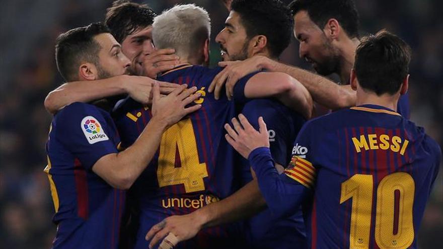 El Barcelona derrota sin piedad al Betis y refuerza su liderato