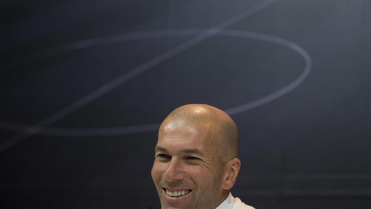 Zinedine Zidane, durante una rueda de prensa