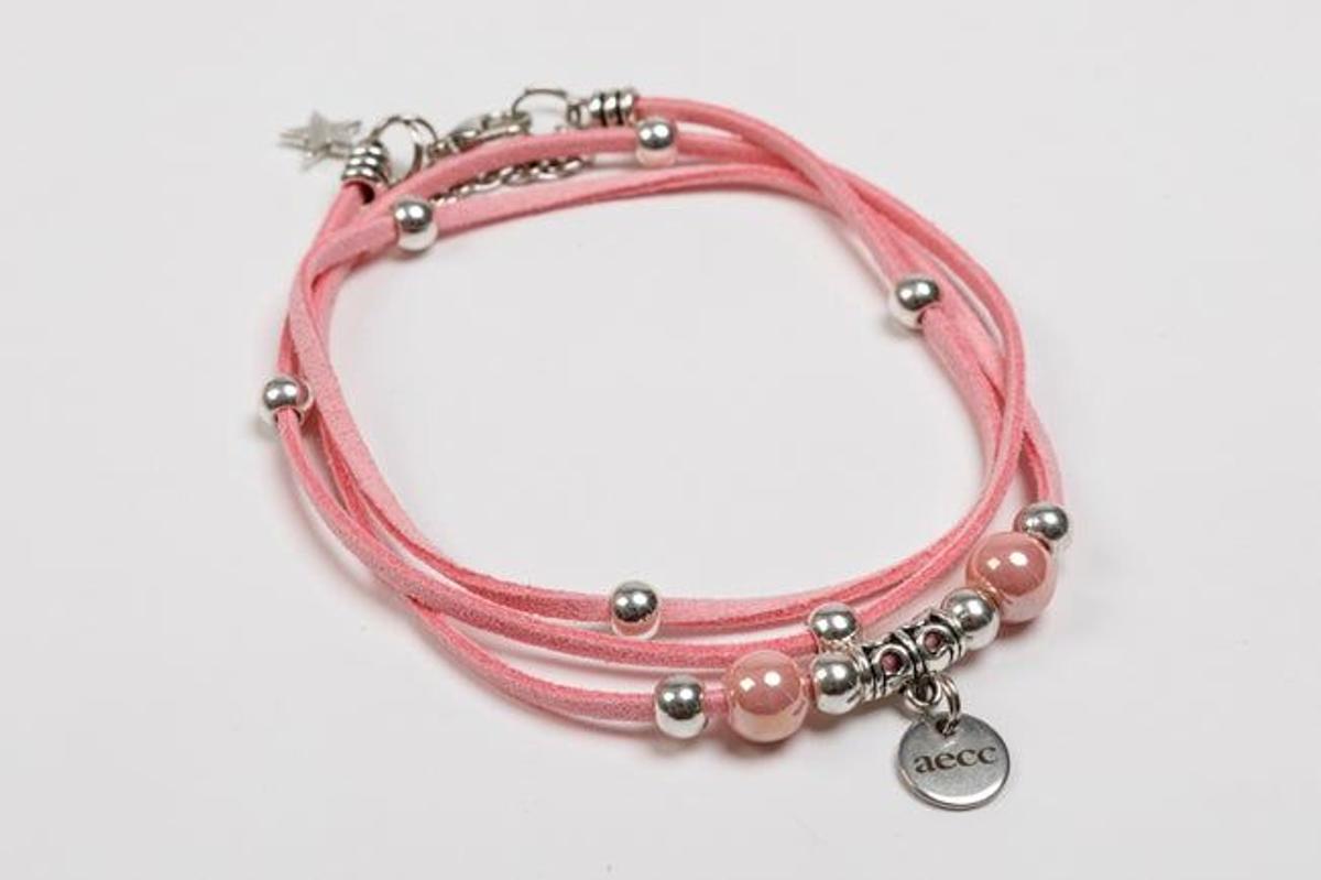 Pulsera solidaria de AECC (Precio: 8,26 euros)