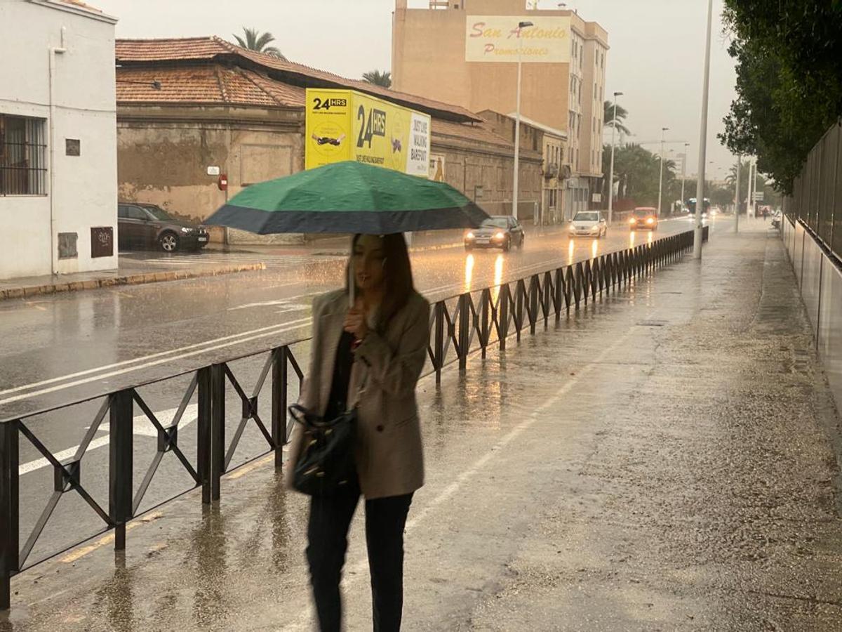 DANA en Elche: La ciudad registra intensas lluvias desde primera hora de la mañana