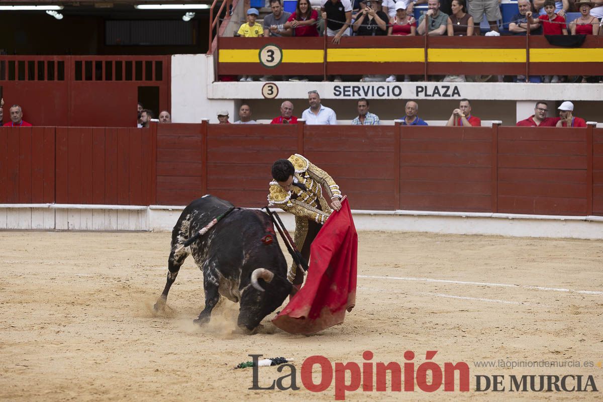 Tarde histórica en Abarán con la alternativa de José María Trigueros y el indulto de Tomás Rufo, junto a Castella salieron a hombros