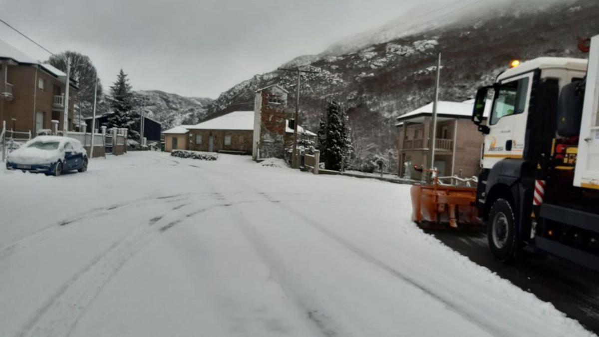 Pueblos de la Alta Sanabria cubiertos de nieve. | A. S. 