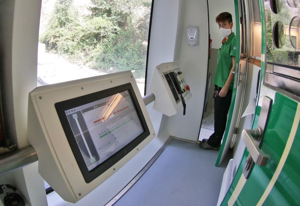 El funicular de la Santa Cova torna a funcionar