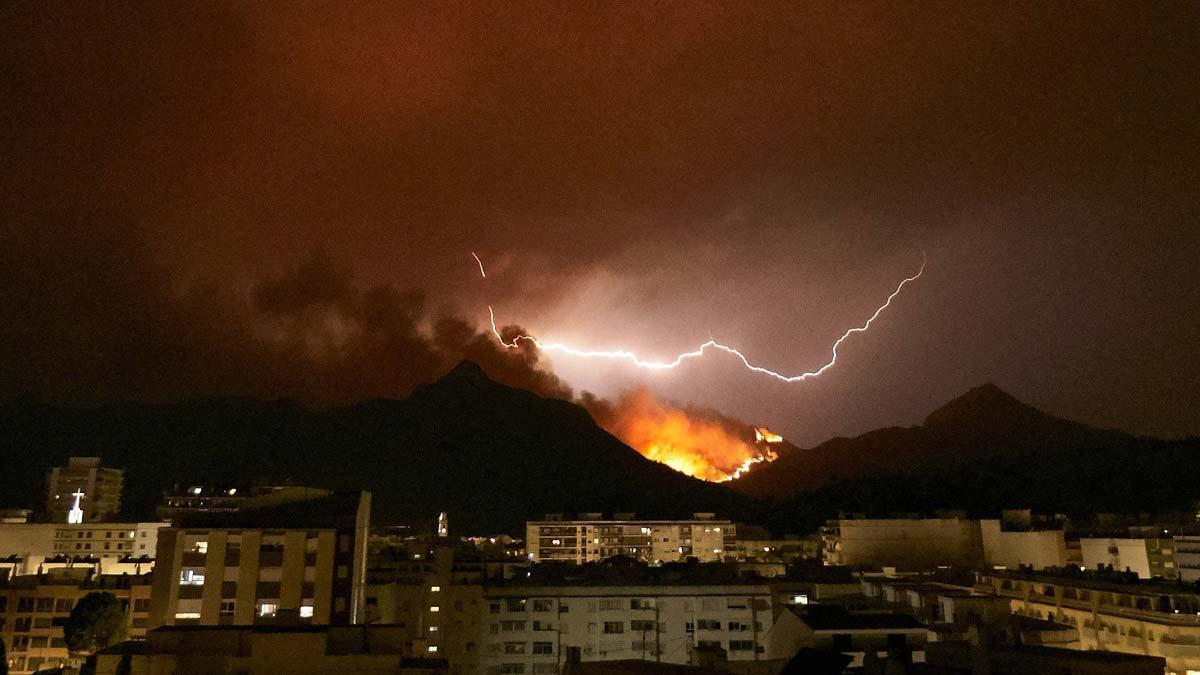 El Gobierno tratará de dar las mayores ayudas por el incendio de Valencia