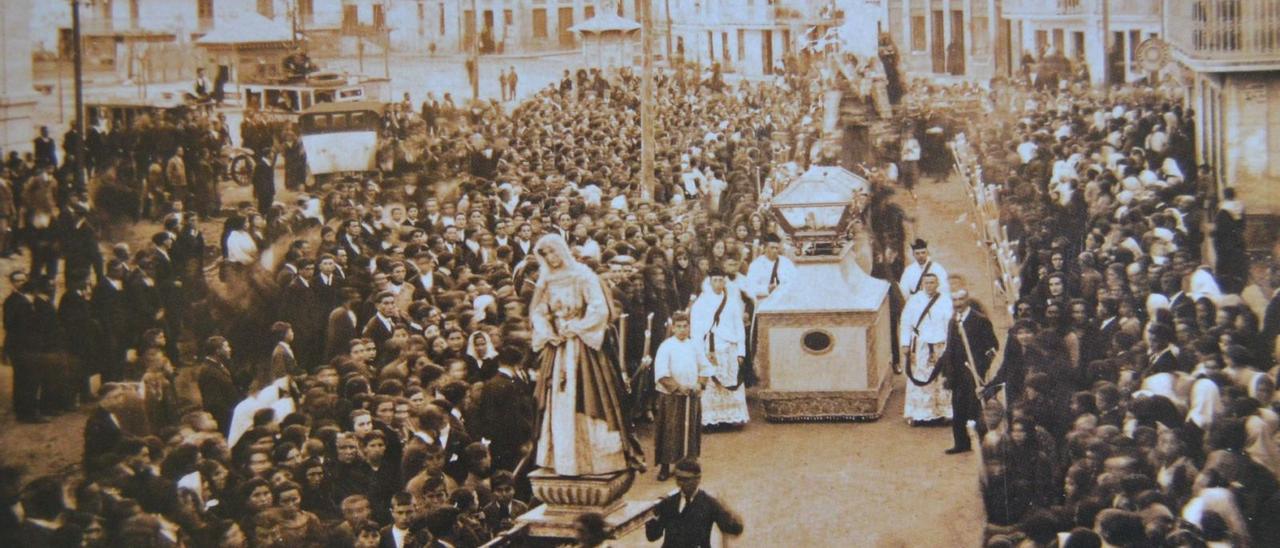 Procesión del Santo Entierro, 1920