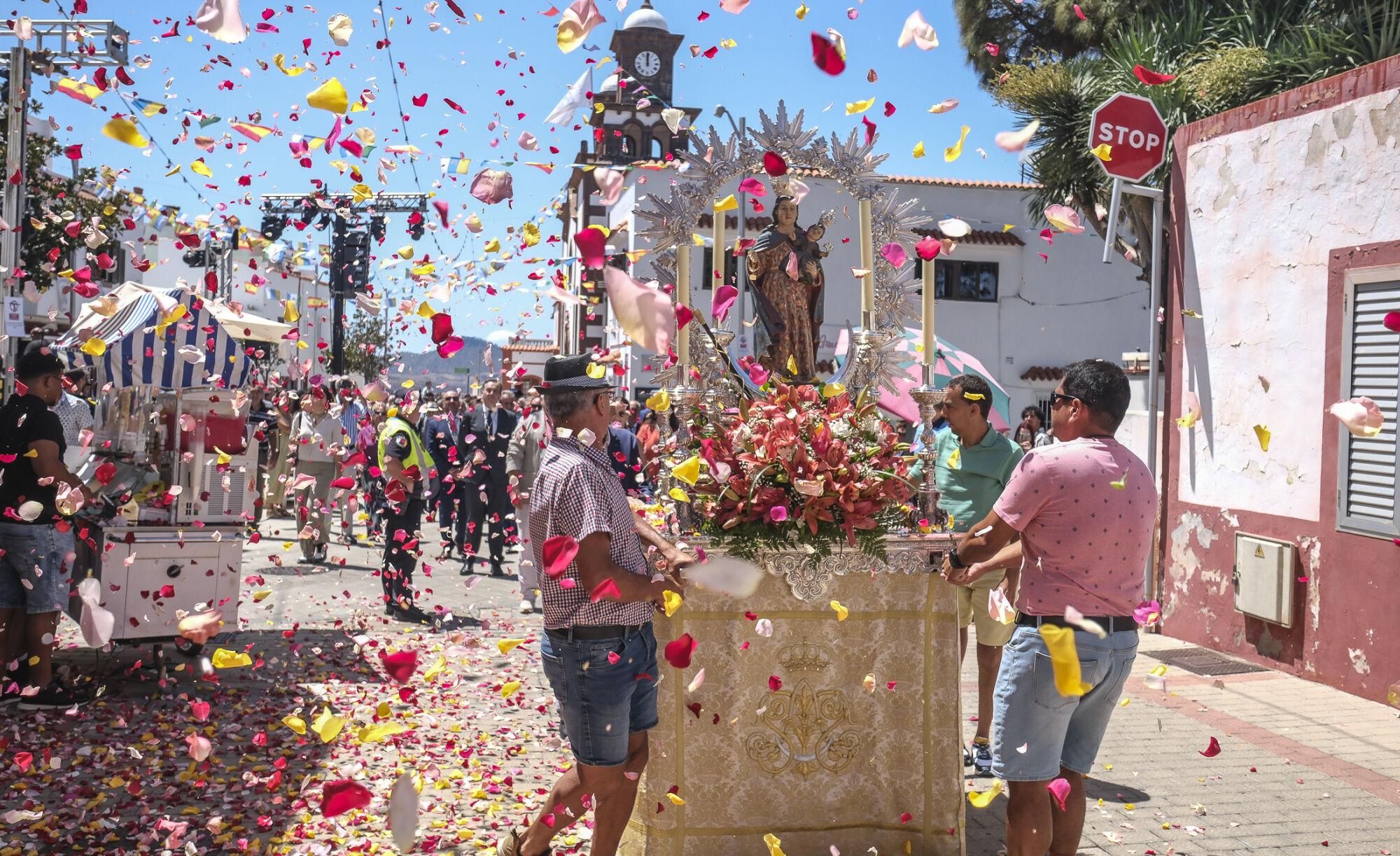 Procesión de la Virgen de La Cuevita, Artenara