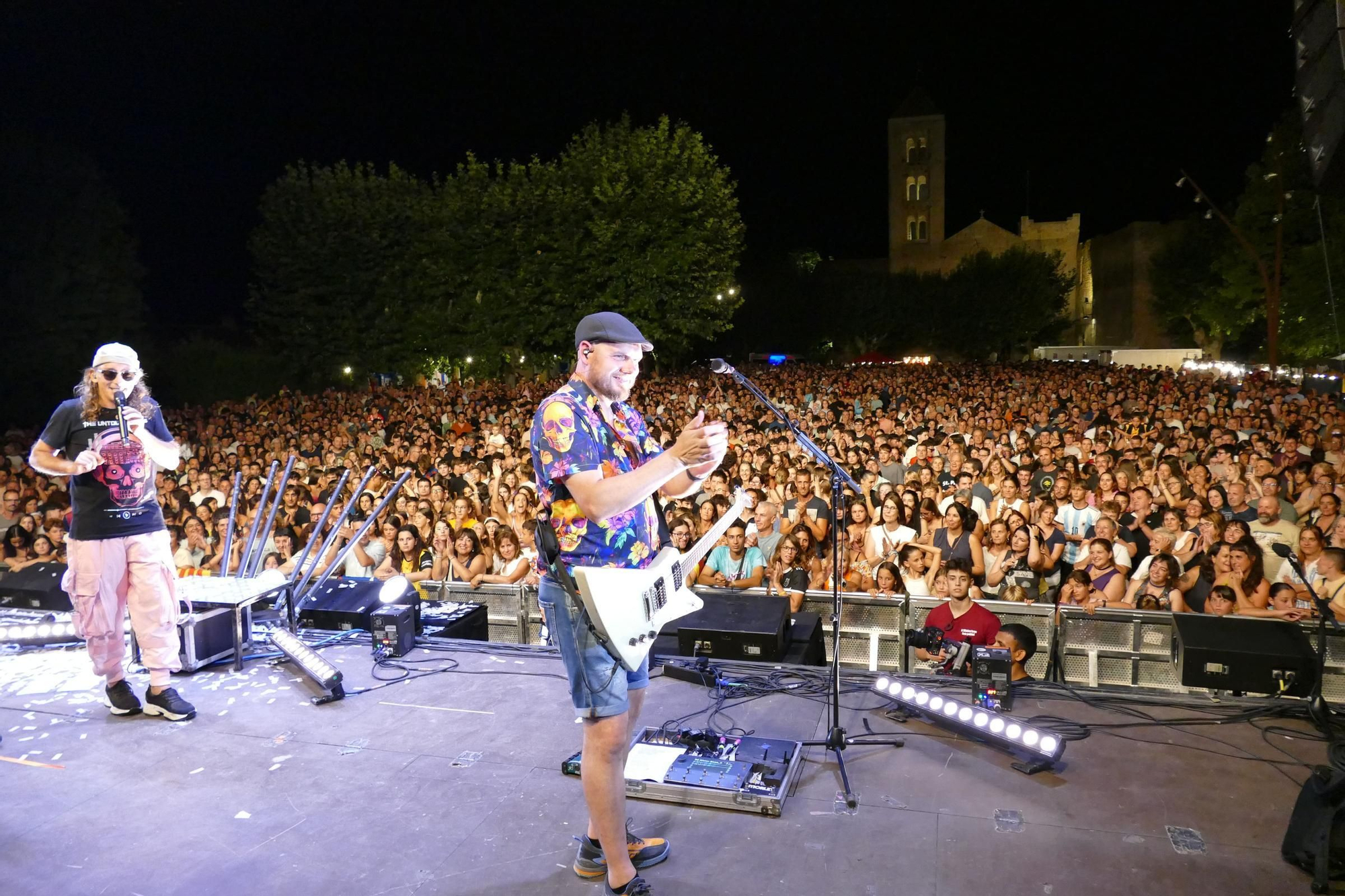 La segona Bertranada Fest congrega unes 8.000 persones als concerts de Ginestà i Búhos