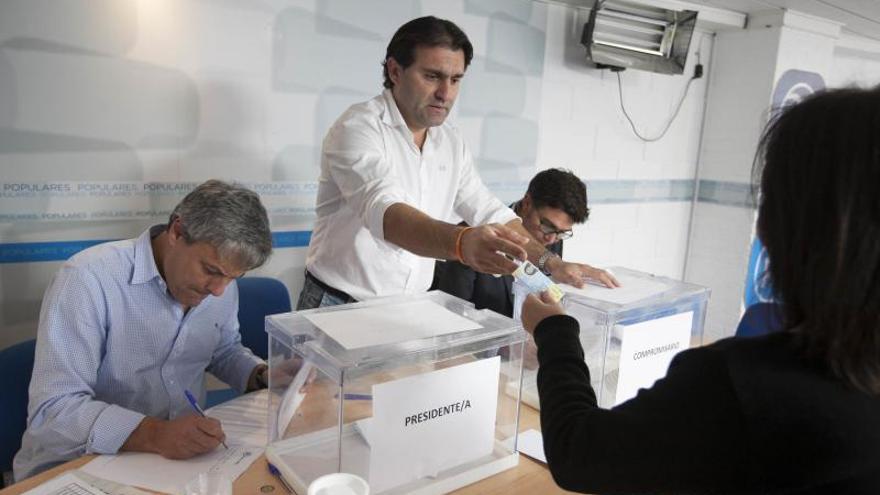 Votación para elegir al próximo presidente del PP de Canarias