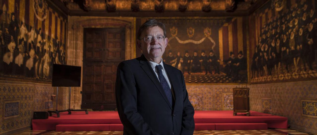 Ximo Puig, en el Saló de Corts del Palau de la Generalitat.