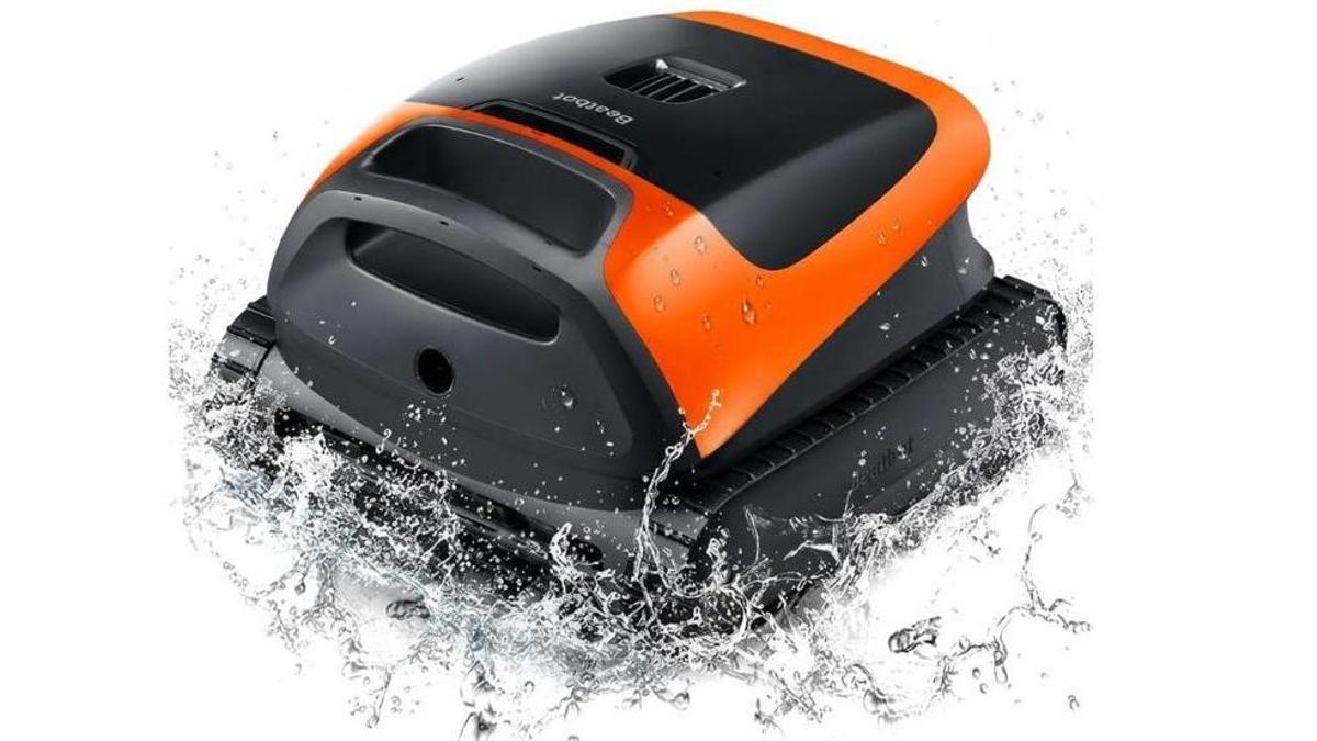 El Beatbot Sora 30, un robot limpiafondos inalámbrico con estacionamiento automático en superficie para piscinas residenciales