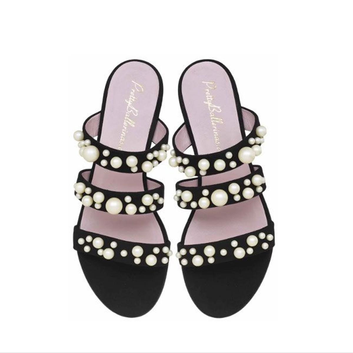 Zapatos rebajas: sandalia con perlas de Pretty Ballerinas