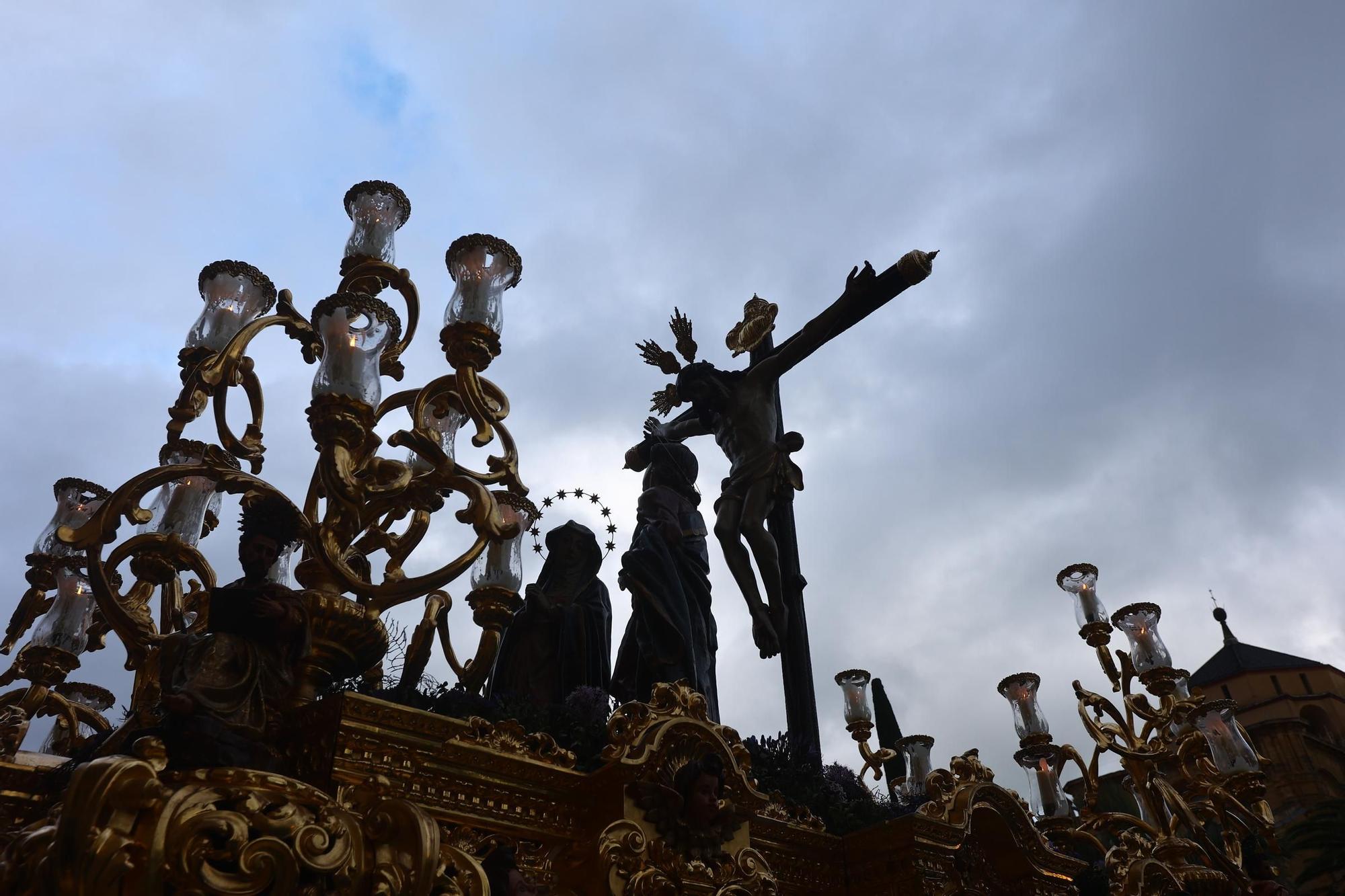 La Vera Cruz y el Amor vuelven a sus templos