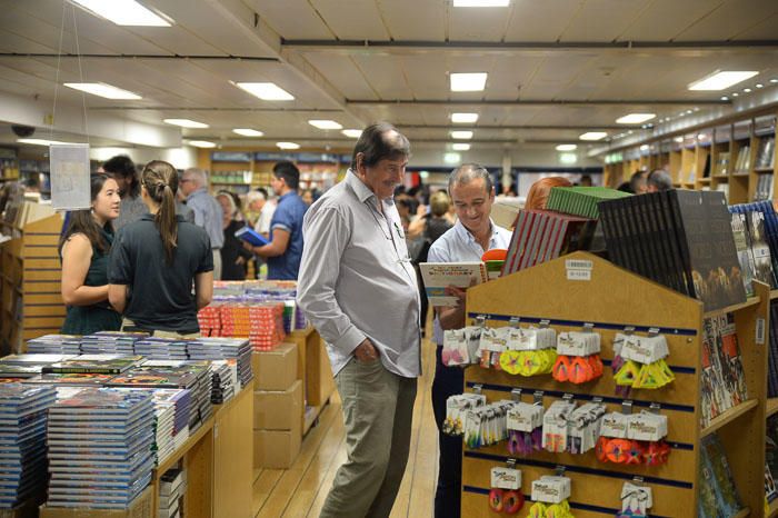 Barco-librería 'Logos Hope'