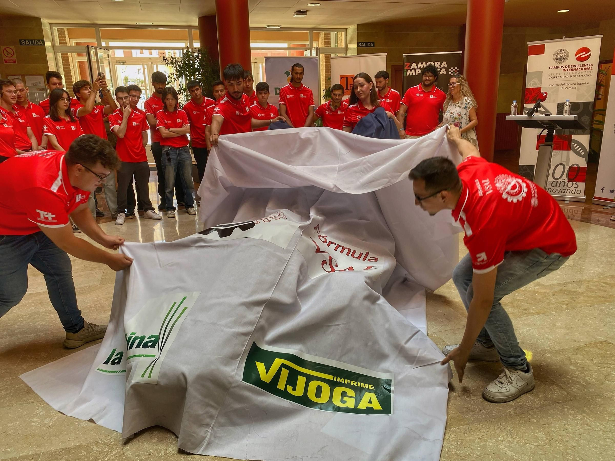 La Escuela Politécnica de Zamora participa con su propio monoplaza en Fórmula Student