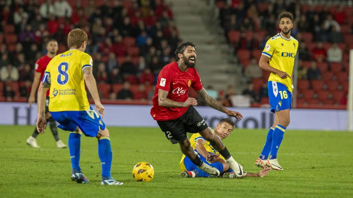 Tras recibir al Cádiz el miércoles, el Mallorca lo hace ante el Alavés