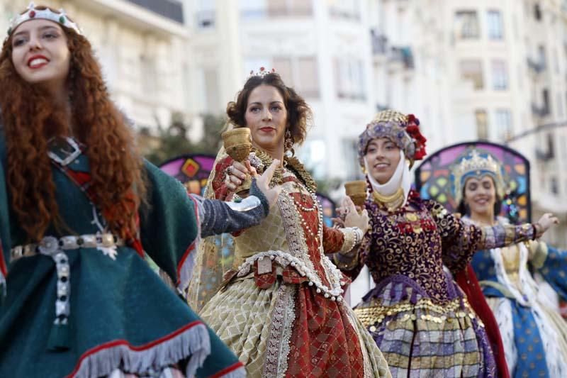 Actos del 9 d'Octubre: Desfile de Moros y Cristianos