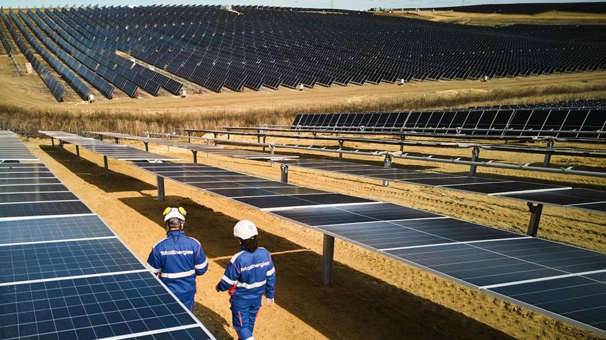 Guillena producirá energía solar para 150.000 hogares y sus vecinos tendrán descuentos en la factura de la luz