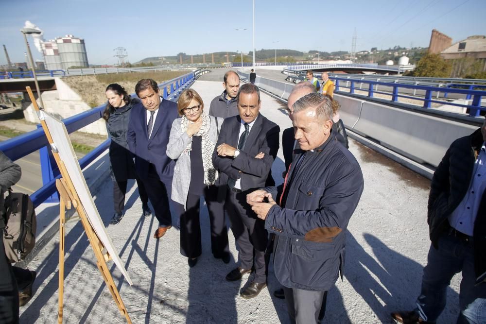 Visita a las obras del enlace de la autopista Y con el PEPA