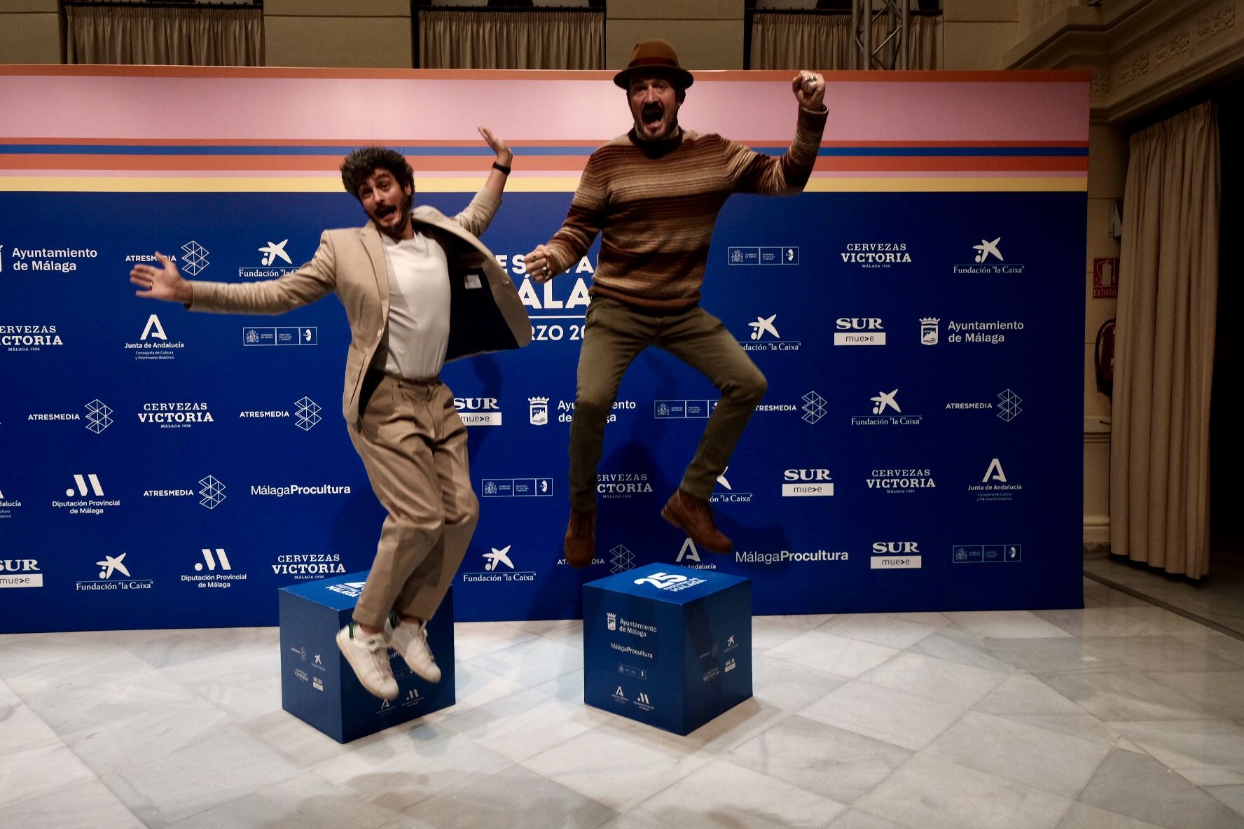 Photocall de los protagonistas de la película 'Héroes de barrio'.