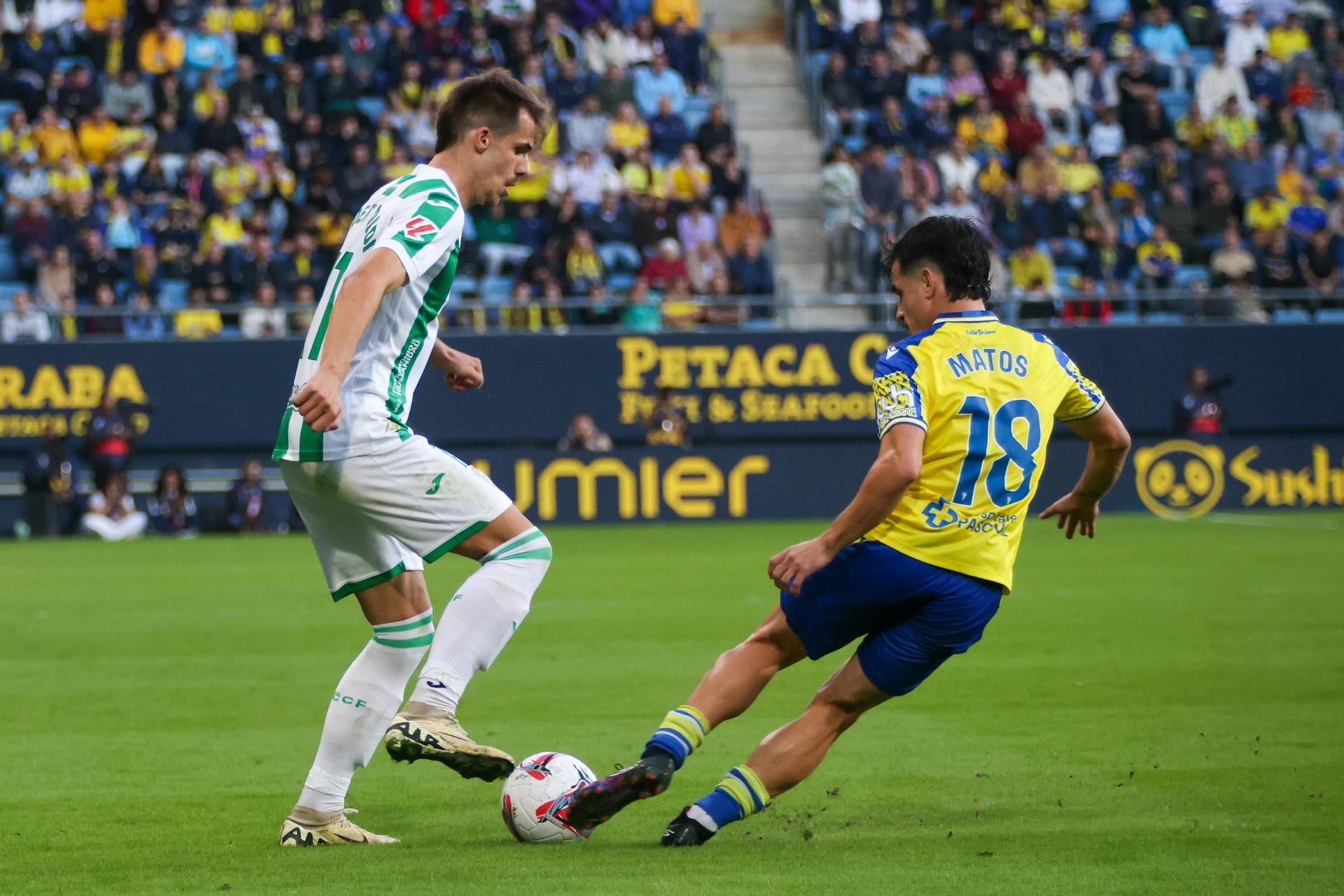 Cádiz CF-Córdoba CF | Las imágenes del partido de la Liga Hypermotion