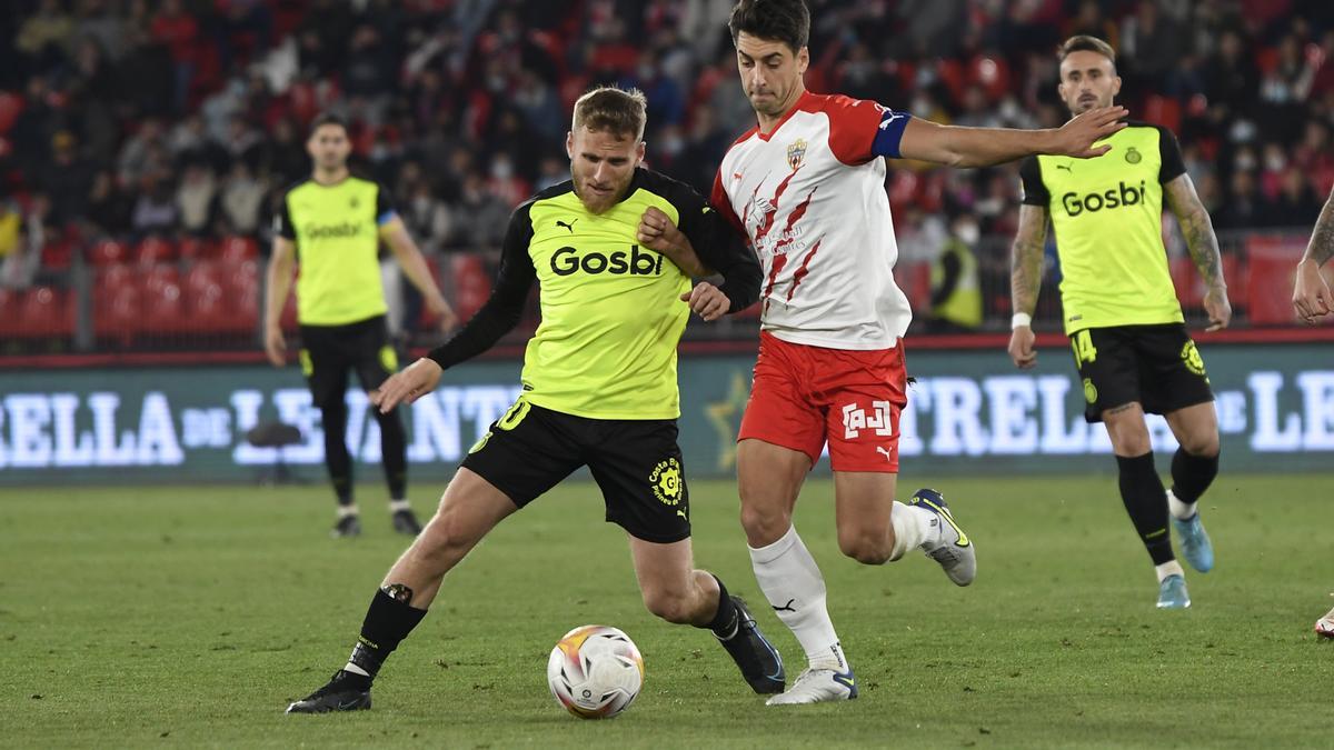 Samu Saiz, en el partit davant l&#039;Almeria.