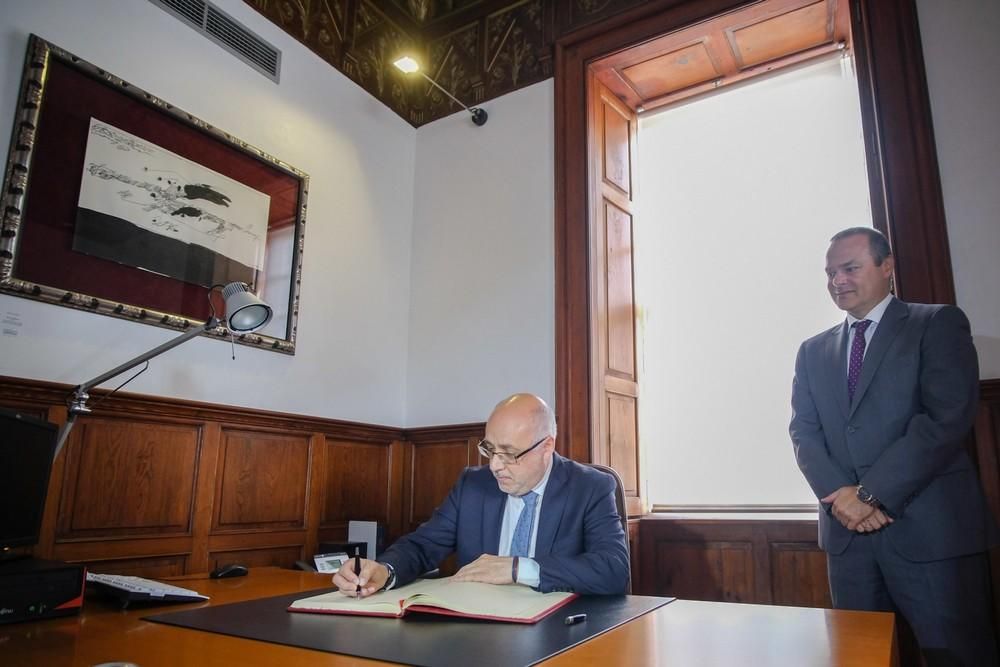 Visita oficial a Las Palmas de Gran Canaria del presidente del Cabildo, Antonio Morales