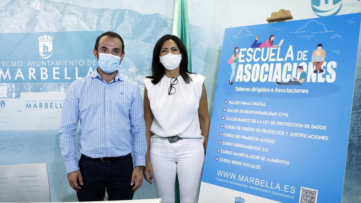 El concejal Enrique Rodríguez, en la presentación de la iniciativa.