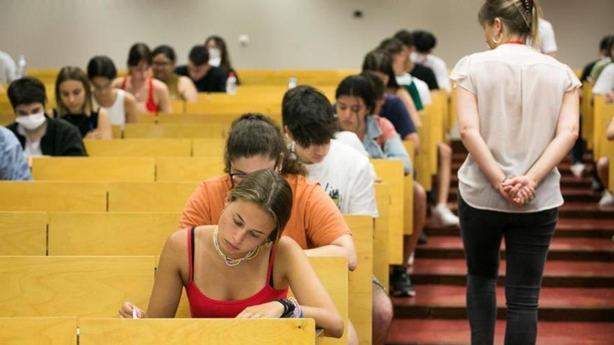 Proves de selectivitat a Riu Sec.