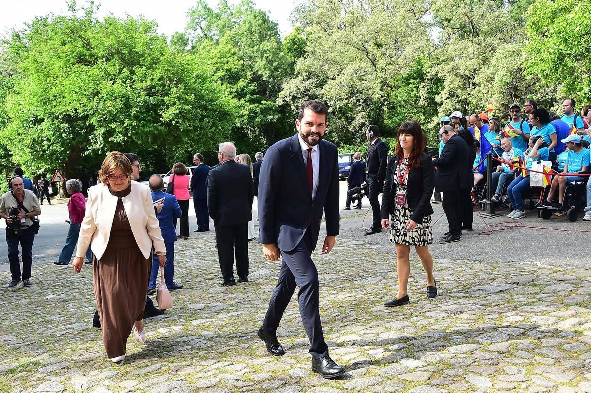 Fotogalería | La llegada del Rey de España, Felipe VI, al Monasterio de Yuste, en imágenes