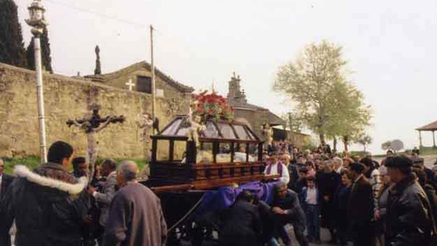 Procesión con la Urna, de la Semana Santa de Fermoselle.