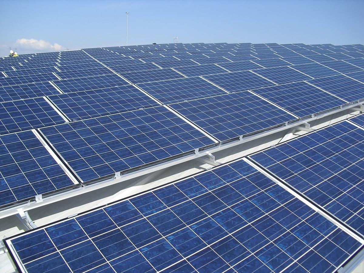 Archivo - Placas Solares