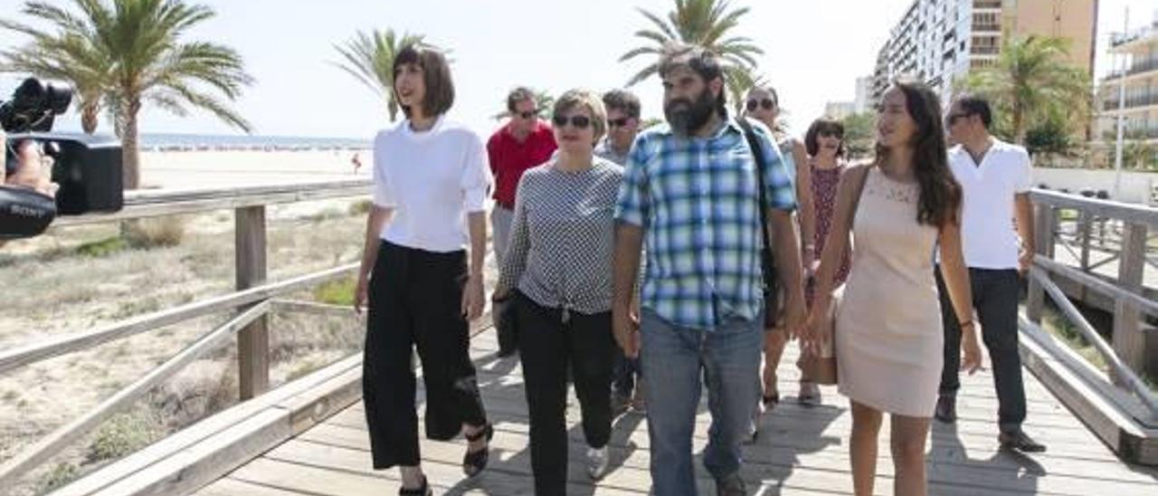 Gandia mejora el «sendero azul» de la playa con 125.000 euros