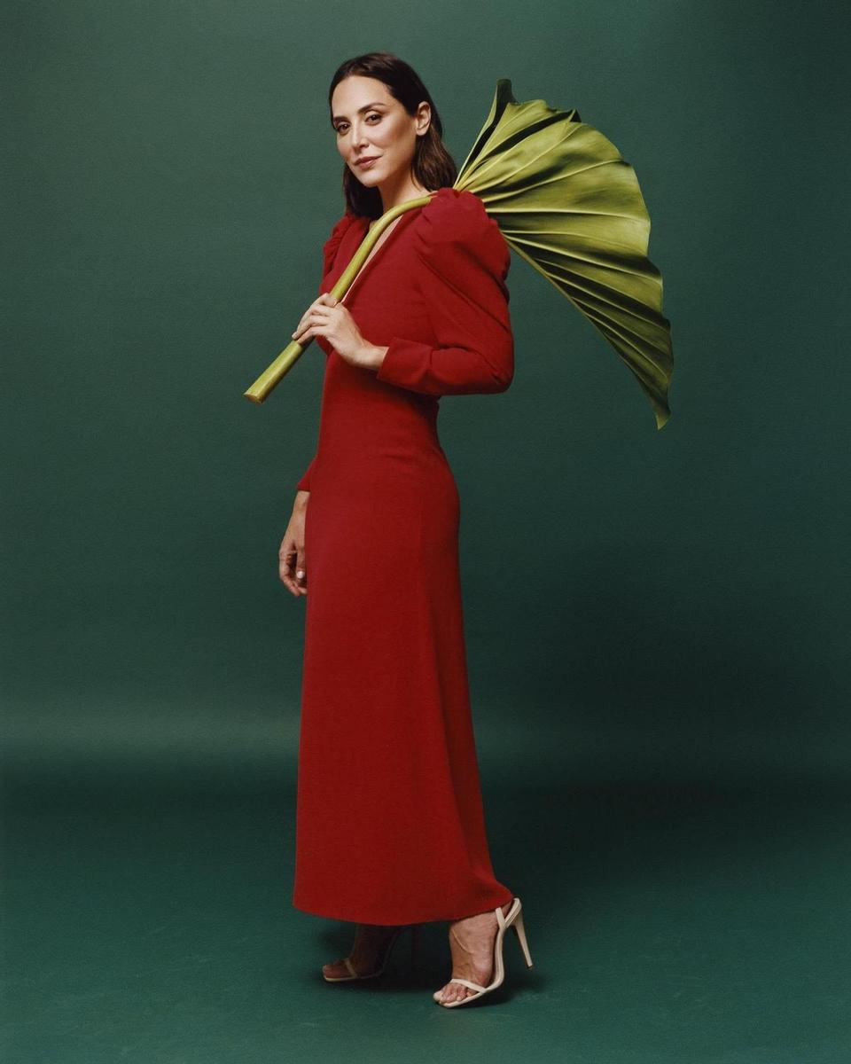 Tamara Falcó con vestido rojo de la colección TFP en colaboración con Pedro del Hierro