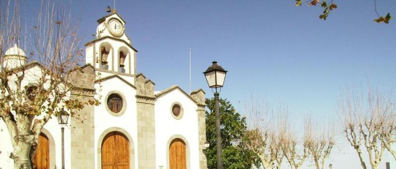 Alumbrado público en Valleseco.