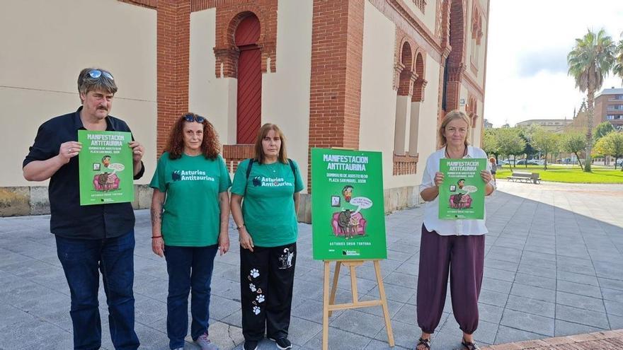 Tomé y Vegas animan a rechazar en la calle «el sufrimiento animal»